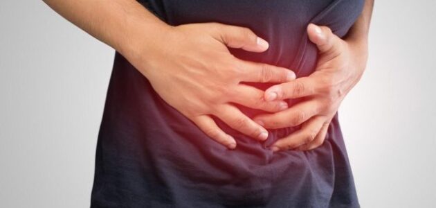 العلاقة بين البيض المسلوق وجرثومة المعدة