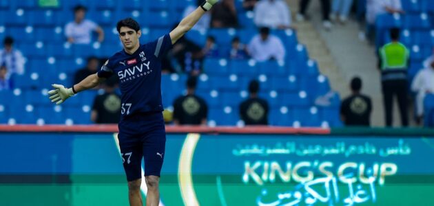 المركز 13 في الكرة الذهبية حليوه.. وخدمة الهلال أكبر