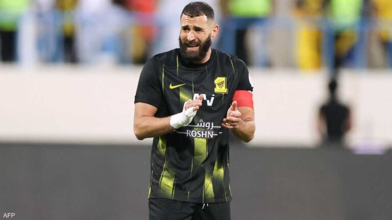 تصريح جديد من وزير داخلية فرنسا عن علاقة بنزيمة بالإخوان