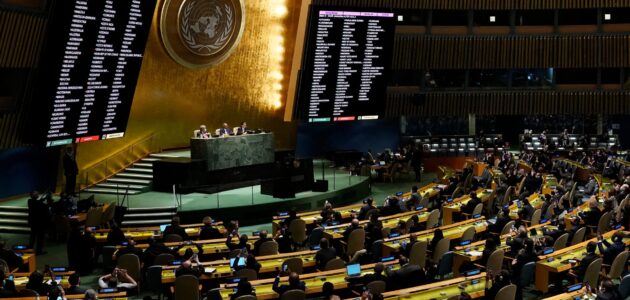 تعرف على الدول التي صوتت ضد قرار الأمم المتحدة ورفضت وقف إطلاق النار في غزة
