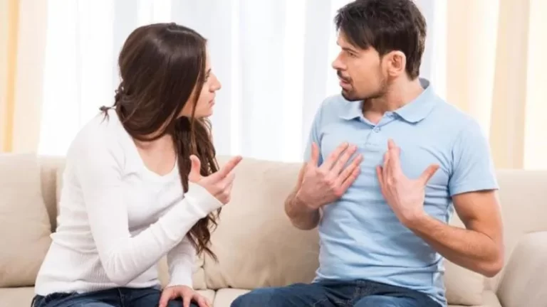 تفسير حلم الزعل بين الزوجين في المنام لابن سيرين
