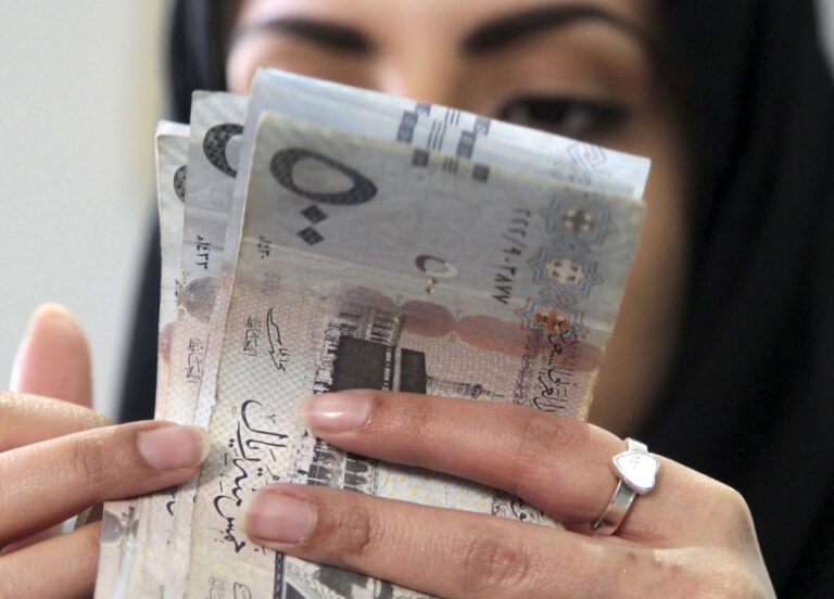 حساب المواطن يكشف عن 5 حالات تكون فيها الزوجة المستفيد الرئيسي