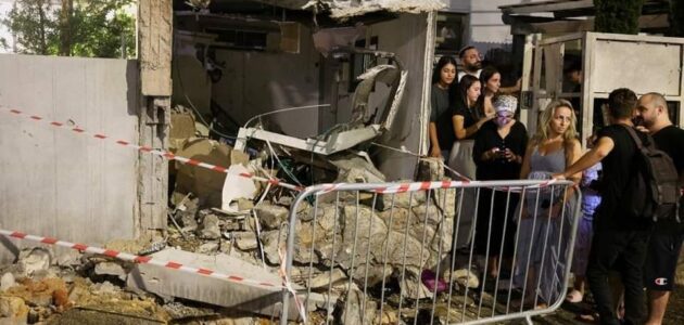 صاروخ يضرب تل ابيب من غزة يستبب في اضرار كبيرة