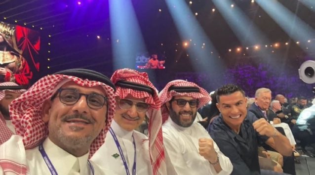 في افتتاح موسم الرياض.. شاهد صورة تجمع رونالدو والأمير الوليد بن طلال وتركي آل الشيخ