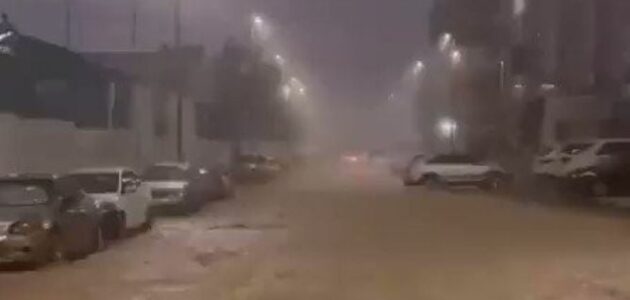 فيديو.. أمطار غزيرة وسيول تجتاح جدة