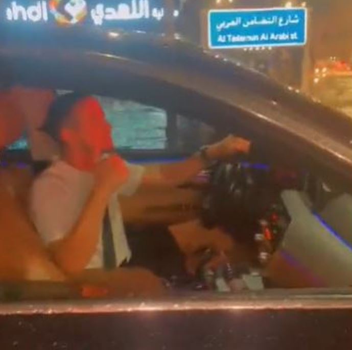لاعب الاتحاد لويس فيليبي يواجه السيول وسط جدة ويتلقى ترحيبًا من المشجعين