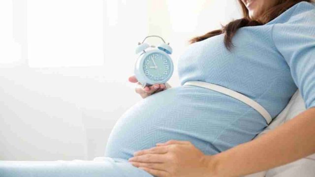هل تختفي أعراض الحمل في الشهر الثالث؟