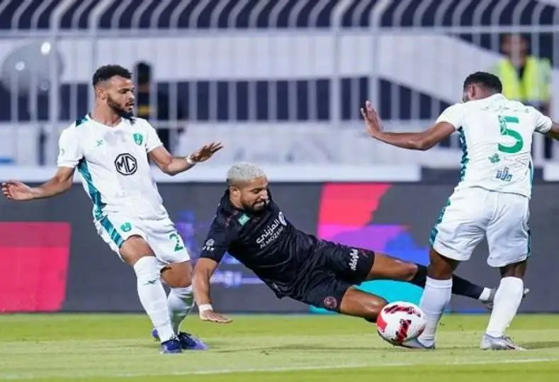 مشاهدة بث مباشر مباراة الاهلي والشباب في دوري الروشن