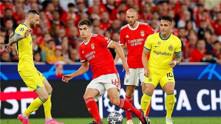 شاهد بنفيكا وإنتر ميلان في دوري أبطال أوروبا