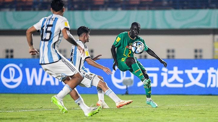 بث مباشر لمباراة اليابان والأرجنتين في كأس العالم تحت 17 سنة