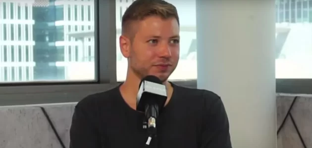 ابن نتنياهو يثير الغضب في إسرائيل بسبب ما قاله عن الجيش والمحكمة العليا