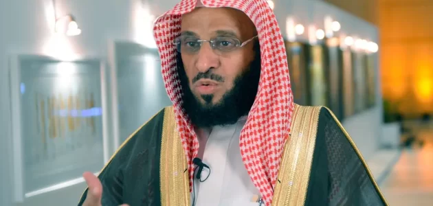 القرنـي يحذف حسابه في تيك توك تضامناً مع الحملة السعودية