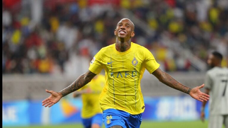 النصر السعودي يخرج من الشوط الأول بفوز من أمام الدحيل القطري