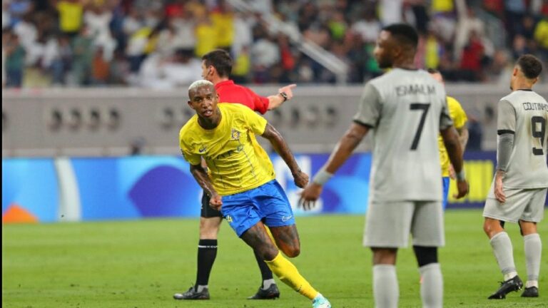 النصر يضرب شباك الدحيل القطري في ملعب استاد خليفة الدولي