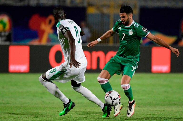 بث مباشر مباراة الجزائر وموزمبيق بتصفيات كأس العالم 2026