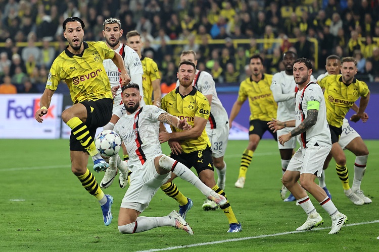 بث مباشر مباراة ميلان وبوروسيا دورتموند في إياب دوري أبطال أوروبا