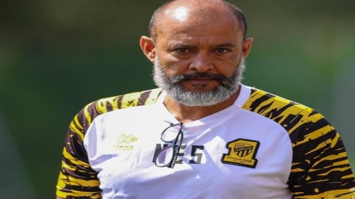خبر مفاجئ..الاتحاد يكشف السبب الرئيسي لعدم إقالة سانتو.. تفاصيل الخبر
