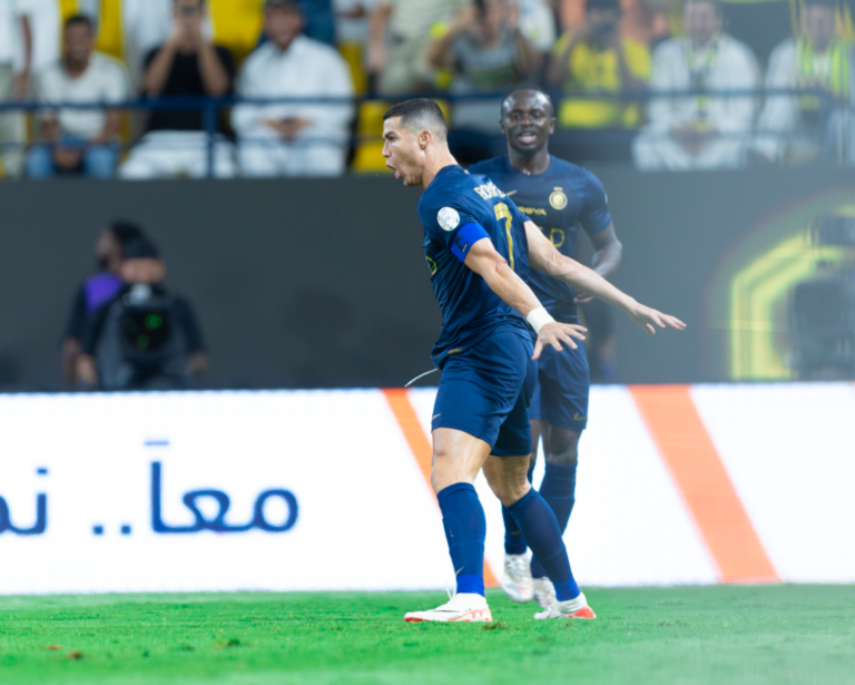 رقم تاريخي لنجم النصر رونالدو بعد هدفه في شباك الخليج