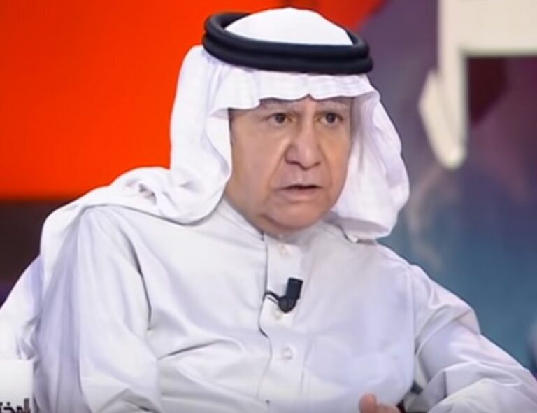 زوجة الأديب تركي الحمد تعلق على الأنباء المتداولة عن وفاته