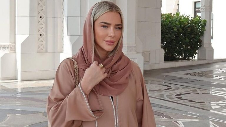 زوجة محرز تشيد بكرم الشعب السعودي بعد مساعدة مواطنة لها