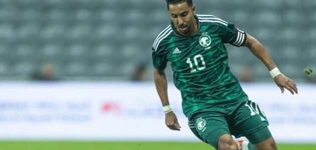 شاهد.. أشواق العمير تعبر عن حبها لزوجها سالم الدوسري بأغنية رومانسية