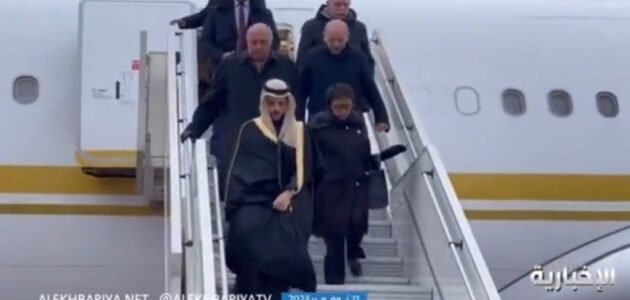 شاهد لحظة وصول وزراء خارجية 8 دول عربية وإسلامية إلى روسيا لبحث وقف الحرب في غزة
