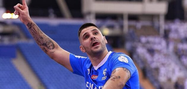 ضربة موجعة للهلال.. الكشف عن تفاصيل إصابة ميتروفيتش