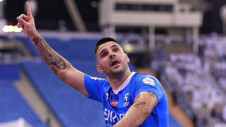 ضربة موجعة للهلال.. الكشف عن تفاصيل إصابة ميتروفيتش