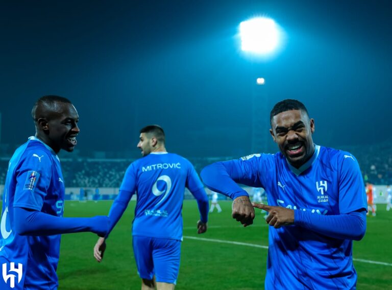 فيديو.. الهلال يواصل كتابة التاريخ في دوري أبطال آسيا بعد الفوز على نافباخور