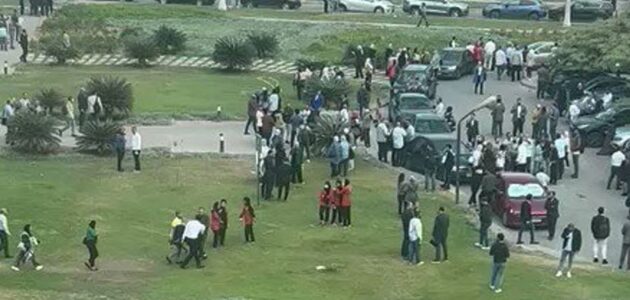 فيديو يوثق اختناق 19 شخصا في القرية الذكية بمصر بسبب رائحة كريهة