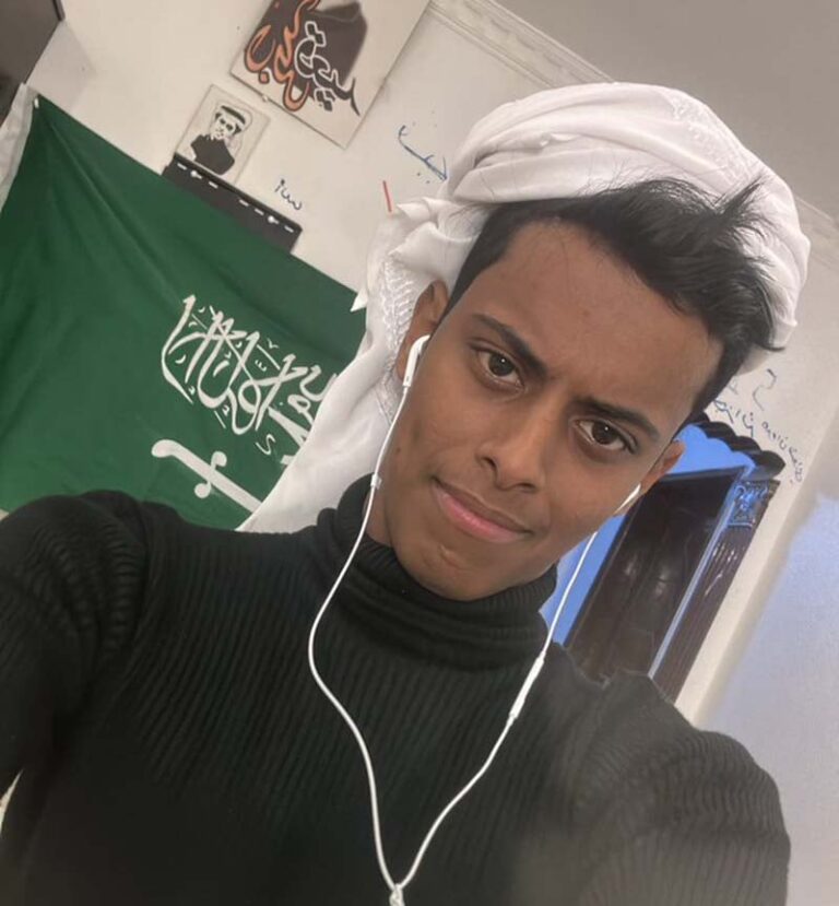 قعيد المجد يكشف عن شرط وحيد للعودة إلى التيك توك بعد مراسلة التطبيق له