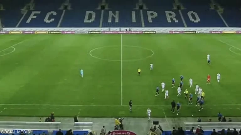 مباراة كرة قدم تستمر لـ5 ساعات في الدوري الأوكراني.. والسبب غريب