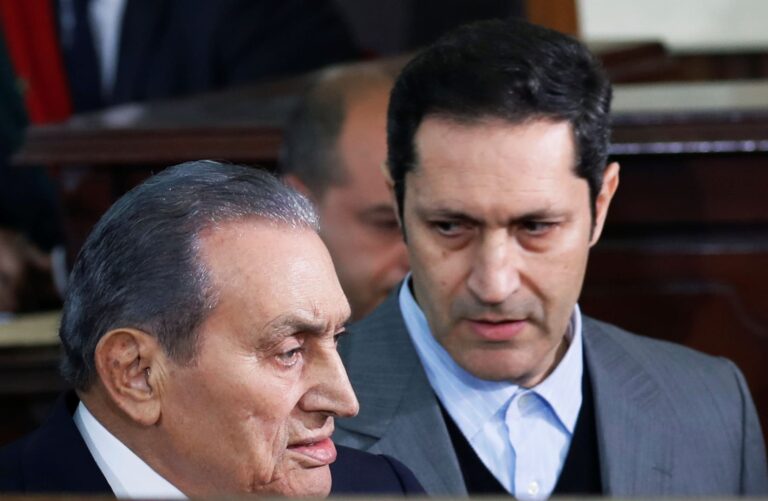 مجددا علاء مبارك يهاجم الإعلامي الإسرائيلي إيدي كوهين خلال الحرب في غزة.. والأخير يهدده