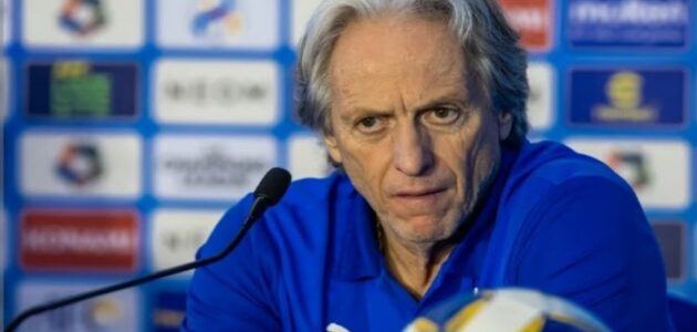 مدرب الهلال يتطلع لتحقيق الفوز على مومباي في الهند
