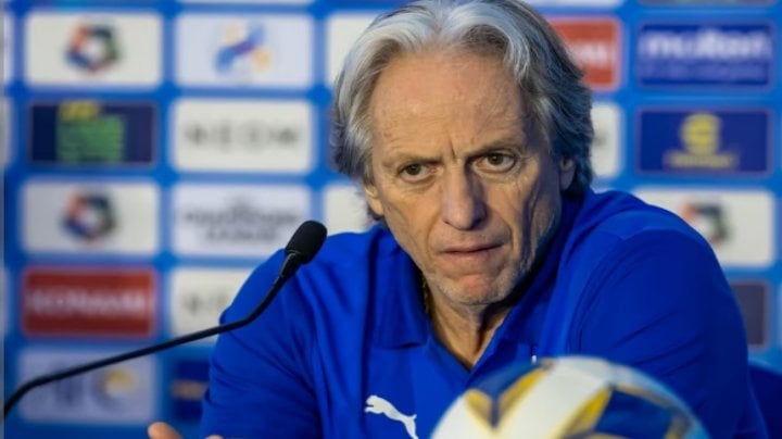 مدرب الهلال يتطلع لتحقيق الفوز على مومباي في الهند