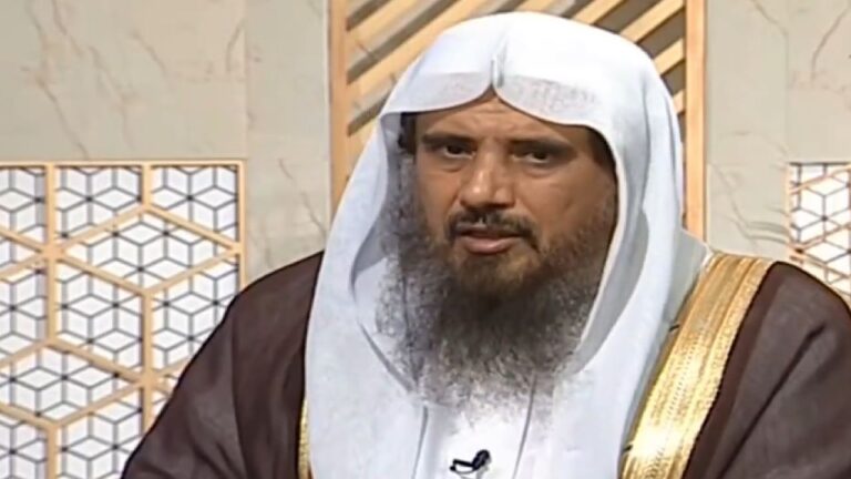 هل يسقط الحج عن من ليس لديه المال؟.. الشيخ سعد الخثلان يجيب