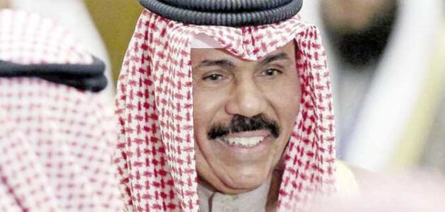 وزير الديوان الأميري الكويتي يكشف عن الحالة الصحية للشيخ نواف الأحمد الصباح