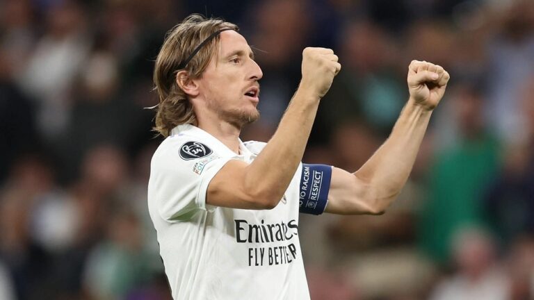 وكيل أعمال لوكا مودريتش يزور الرياض وتكهنات بانتقال اللاعب إلى النادي الأهلي