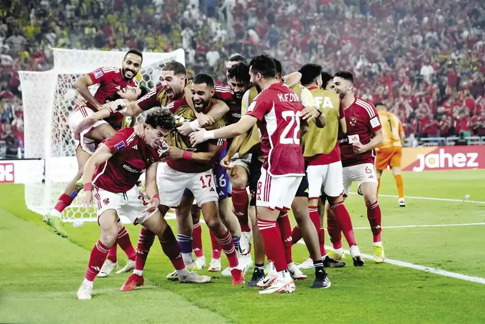 شاهد مباراة الاهلي وفلومينينسي مباشرة على تويتر وياسين تي في والأسطورة