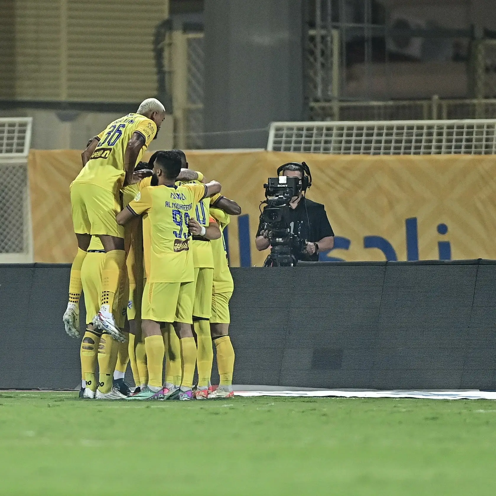 شاهد البث المباشر لدوري أبها والحزم الروشن على تويتر وشاهد VIP