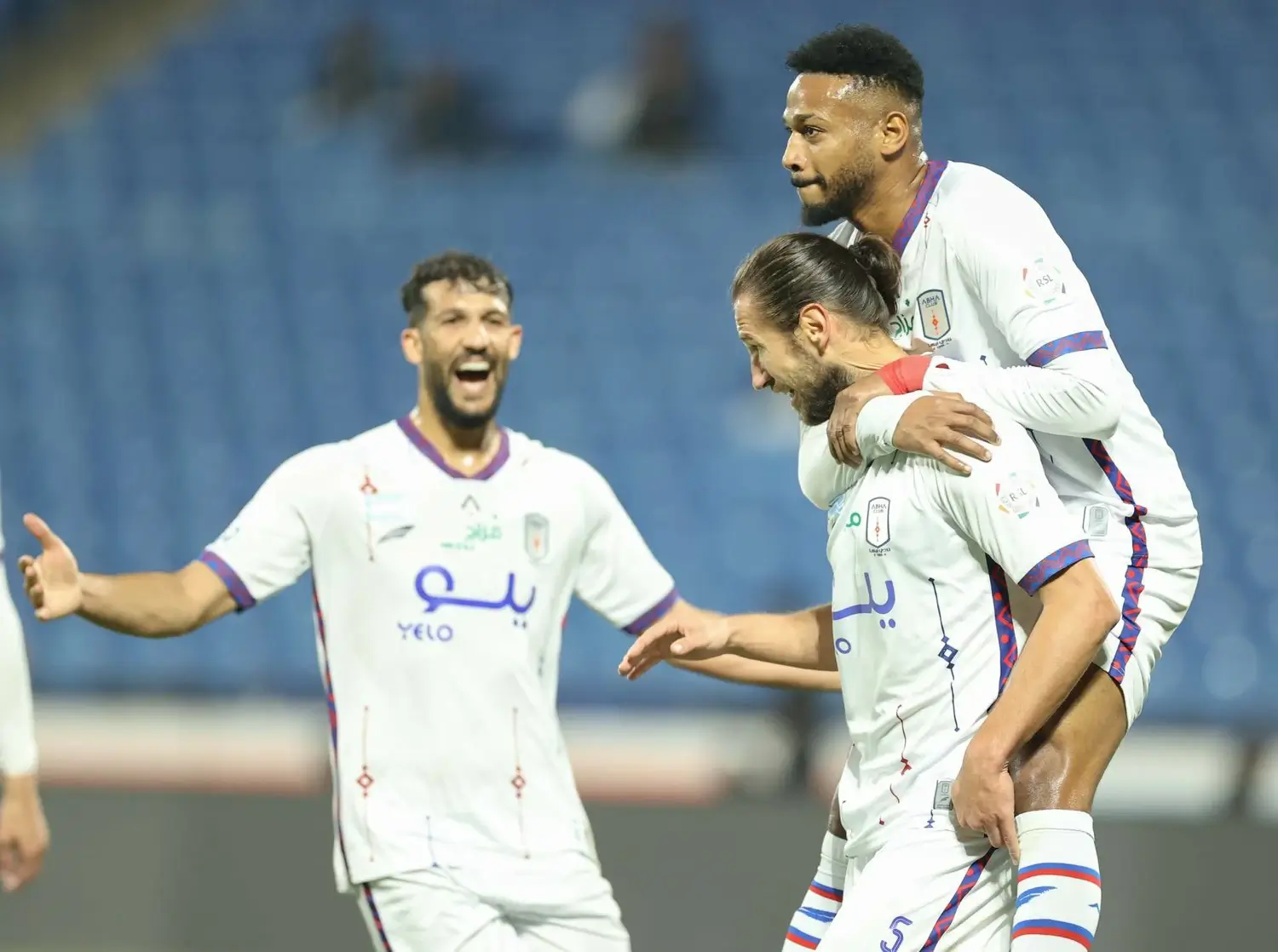 شاهد البث المباشر لقناة الخليج وأبها تويتر وشاهد VIP بجودة عالية وSSC