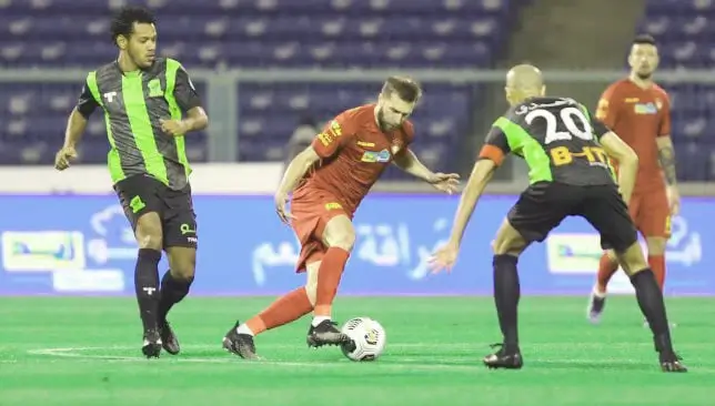 شاهد البث المباشر لمباراة ضمك والاتحاد على تويتر في دوري روشان السعودي للمحترفين