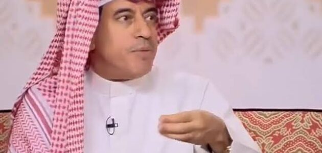 الإعلامي دباس الدوسري يطالب عبد الكريم الزامل بالاعتزال الإعلامي بسبب تصريحاته المتناقضة حول دعم الأندية -فيديو