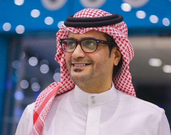 الناقد الرياضي البكيري يهاجم إعلامي ويتهمه باستغلاله لنادي الاتحاد وتجارته بأزماته