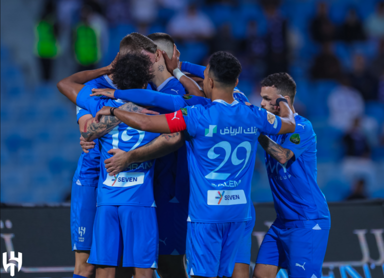 بالفيديو.. دعم ماليزي لنادي الهلال خلال مواجهة أبها
