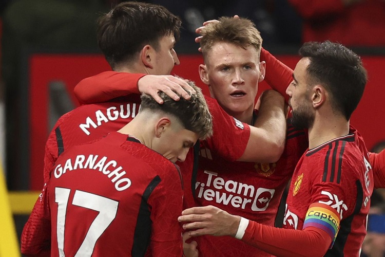 بث مباشر مباراة مانشستر يونايتد وبورنموث في الدوري الإنجليزي
