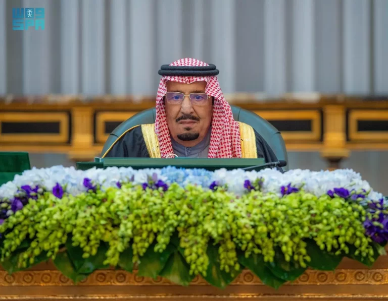 خادم الحرمين يرأس جلسة ⁧‫مجلس الوزراء في الرياض ويتخذ عدداً من القرارات