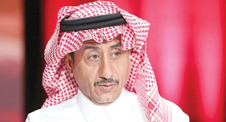شاهد أحدث ظهور للفنان ناصر القصبي في فعاليات مسرح الرياض