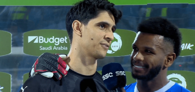 شاهد.. البليهي يقاطع مقابلة بونو ويعبر عن فرحته بتأهل الهلال