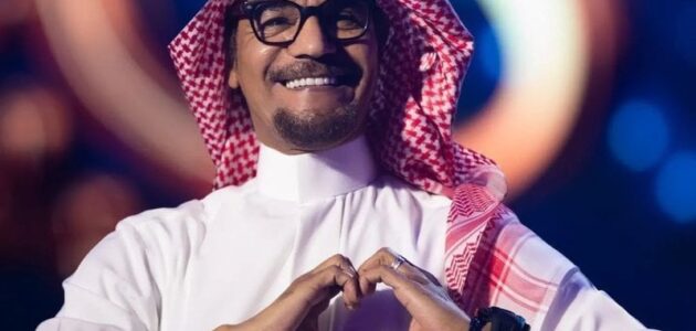 شاهد رابح صقر يخطف الأنظار مع أولاده في أحدث ظهور